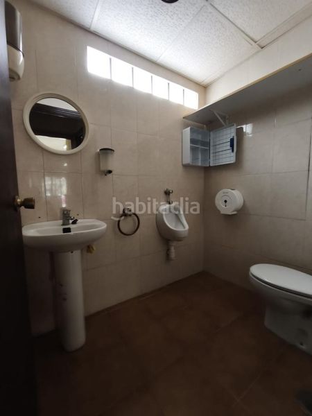 Foto 40db3a1f-1ebd-4c25-98f4-ad0de53f5b9c. Local comercial en Cabo de las Huertas Alicante