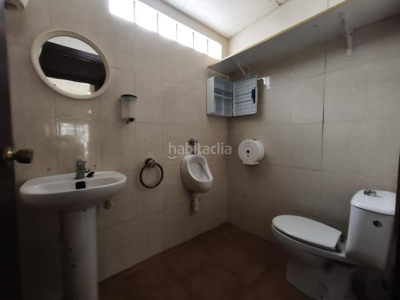 Foto 70c4f7f8-c001-4793-9f2c-06849c5c477f. Local comercial en Cabo de las Huertas Alicante