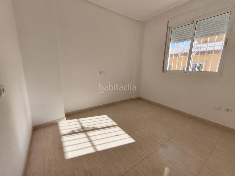 Foto ae9532b9-756e-4cbb-b91e-17791524e54c. Casa a Lo Marabú Rojales
