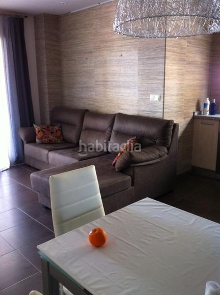 Foto 3971b418-47a0-4748-9939-264b6b934686. Pis a Campello Playa Campello (el)