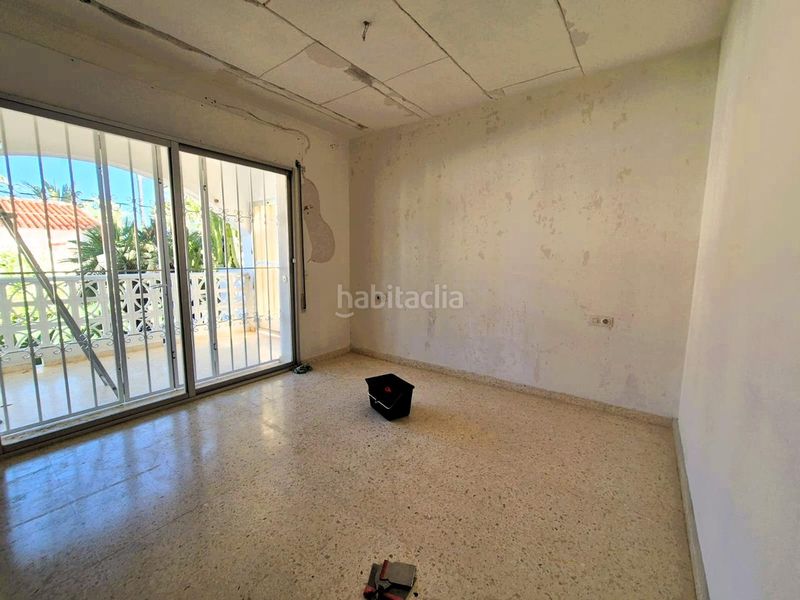 Foto 05922646-3936-4d37-906f-708e6beaaa82. Casa amb aparcament a Coloma Nucia (la)