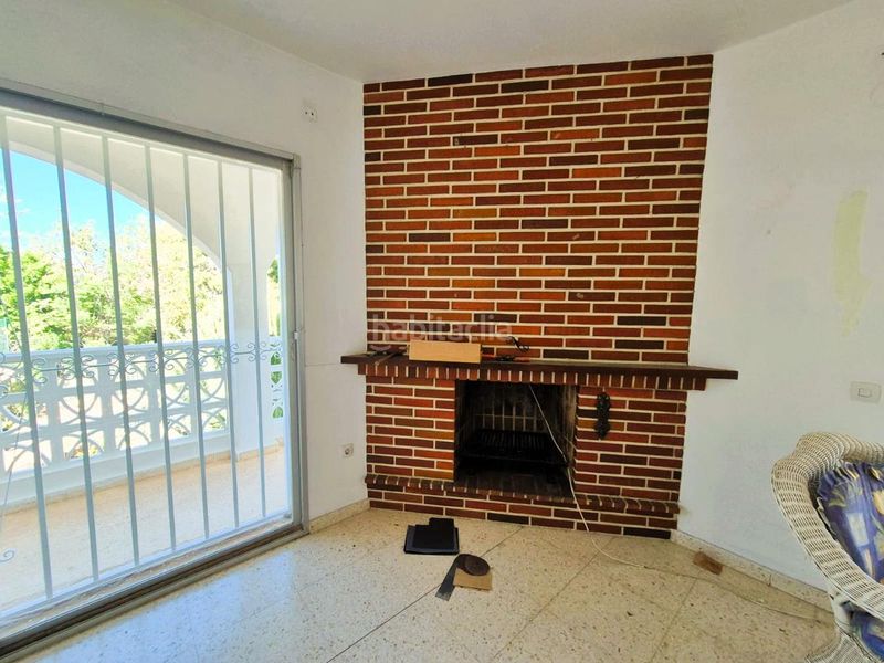 Foto 7bbeb293-a84a-4290-972a-13ba8e44e720. Casa amb aparcament a Coloma Nucia (la)
