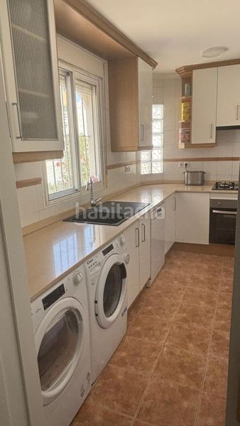 Foto a43e2263-fe52-4fe4-a6f6-8fc5a0e88722. Casa amb aparcament piscina a Busot