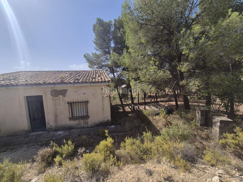 Foto a9e8412c-2aab-40b4-8cb1-cf5f5fa6db39. Masia a Onil