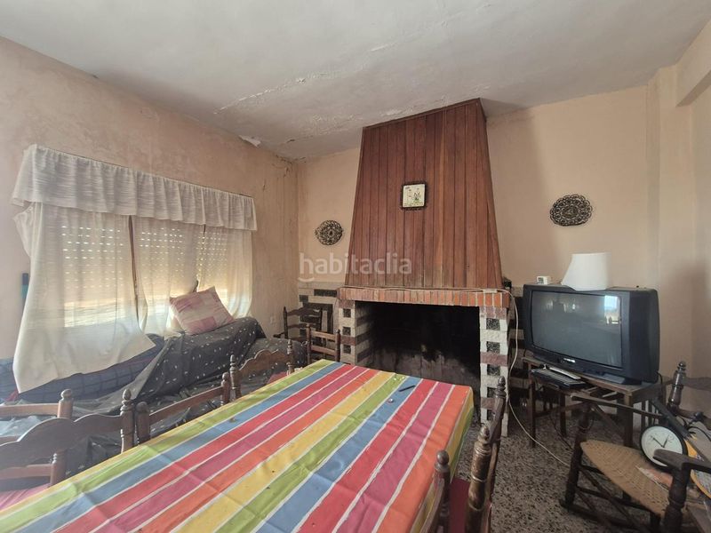 Foto e5f5bbe6-d9f3-4692-9edd-e8e12910d0ed. Masia a Onil