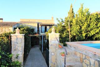 Masia a Llubí. Finca rústica en llubí