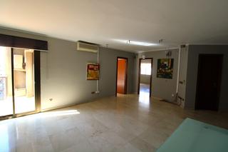 Büro  Calle pere dezcallar i net. Estupenda y céntrica oficina