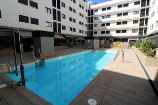 Lloguer Àtic a L´Olivera. Fantástico ático con terraza y parking en el amanecer