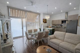 Planta baja en Cristo Rey-Parque Europa. Amplia planta baja, 100 m2 + 95 de terraza, 2  plazas de parking