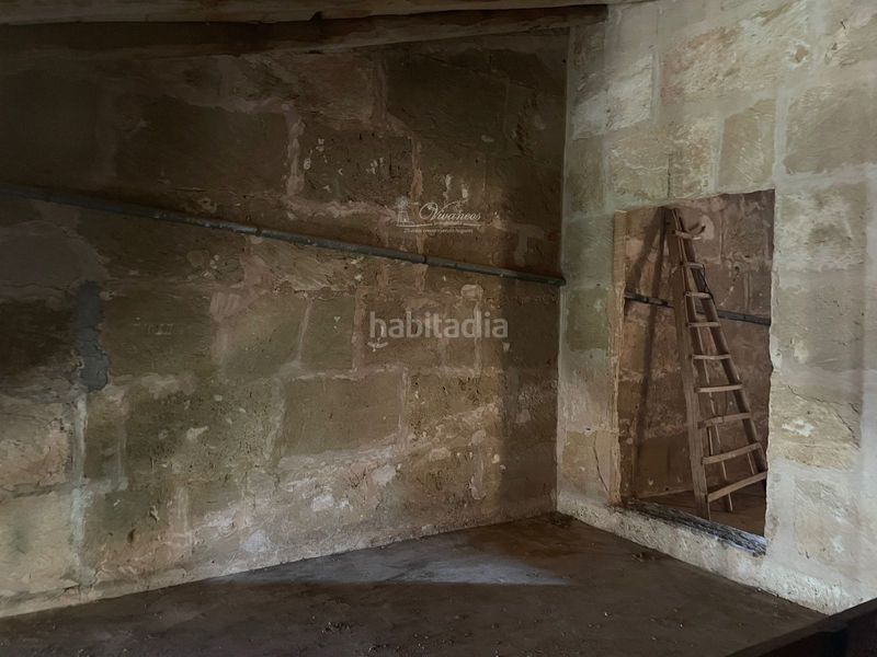 Foto 2b8250e5-d3c5-4d46-9f90-714dab7616ec. Casa amb aparcament a Campos poble Campos