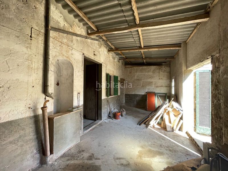 Foto 5022a8a2-6ad9-4642-b019-f2eb54a16537. Casa amb aparcament a Campos poble Campos