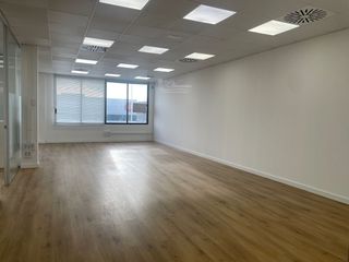 Oficina  Polígono son castelló. Oficinas gran vía sima