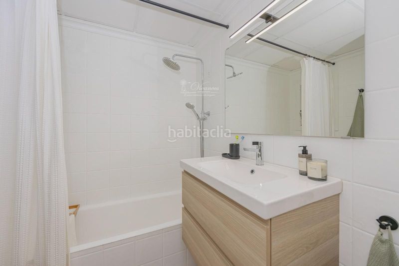 Foto c1908b82-9927-473f-ab1e-18867e440e98. Pis a port de Pollença Pollença