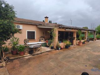 Casa a schiera  N/a. Se vende bonita finca rústica en inca, mallorca.