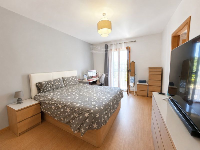 Foto 1b21b907-40a0-4ebb-b012-40003960678c. Casa adossada amb aparcament a Sencelles