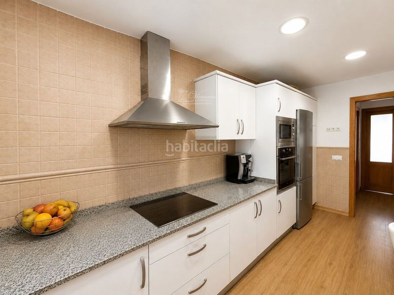 Foto 4421d9d3-6734-4d1e-b482-3ddc9e99df60. Casa adossada amb aparcament a Sencelles