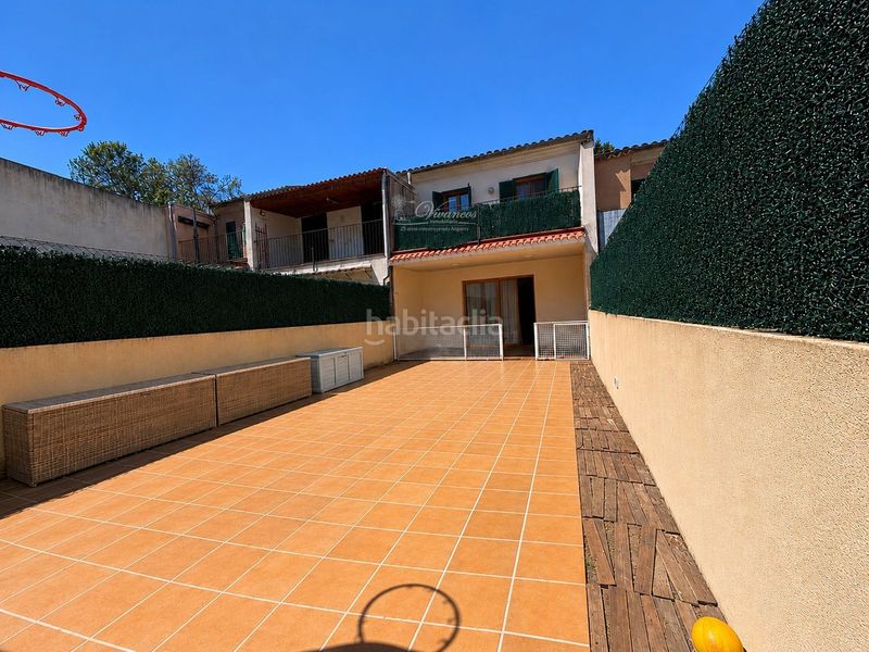 Foto b6a49aba-49da-485b-b827-bc38f77071d8. Casa adossada amb aparcament a Sencelles