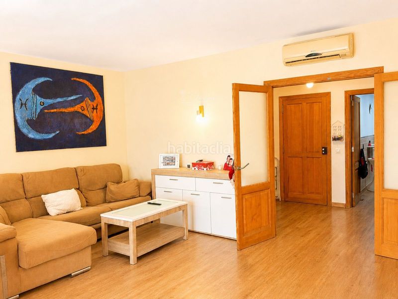 Foto c1d7533e-a6fd-4823-8a3c-b8347afc6793. Casa adossada amb aparcament a Sencelles
