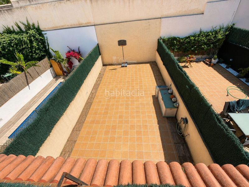 Foto c213f834-ffa8-41ad-a181-066e597ca69a. Casa adossada amb aparcament a Sencelles