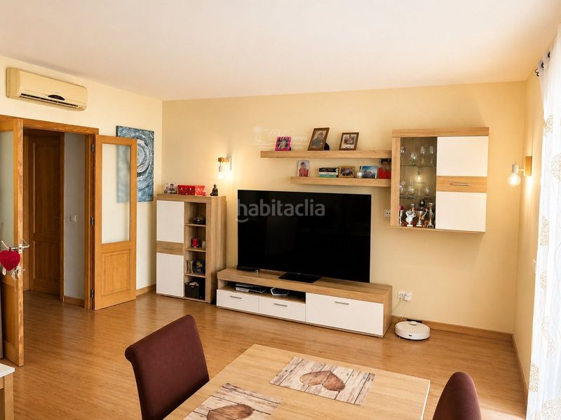 Foto d4095687-63e0-4e55-9a33-795d8918a4d4. Casa adossada amb aparcament a Sencelles