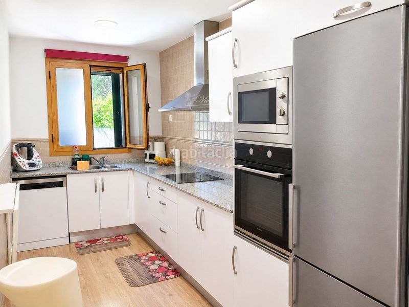 Foto e8948f97-ba7d-4cb5-ad03-cc75a0d75780. Casa adossada amb aparcament a Sencelles