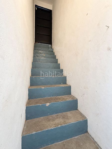 Foto b9c31cb5-62fa-4a6f-b9c9-11b24a23b7c4. Casa adossada a Gran Via de Colom Inca