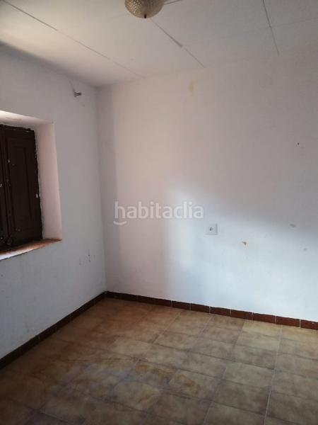 Foto 7f3a7f1a-33ba-4591-84cd-d005cd436af4. Casa  a reformar en Sarral