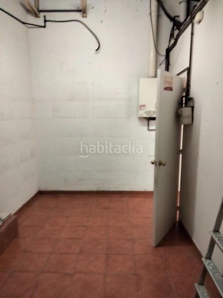 Foto 61cd3fe4-14c8-4ee9-ab73-195e7e5f7668. Alquiler local comercial en carrer d'argentona 16 local céntrico de 120 m² reformado en Mataró