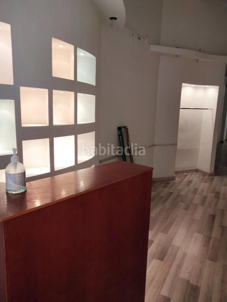 Foto 706f04ce-9234-4832-a1da-d89e98f2e9be. Alquiler local comercial en carrer d'argentona 16 local céntrico de 120 m² reformado en Mataró