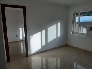 Piso en Avinguda de la gatassa 6. Peramás – 3 habitaciones y ascensor.