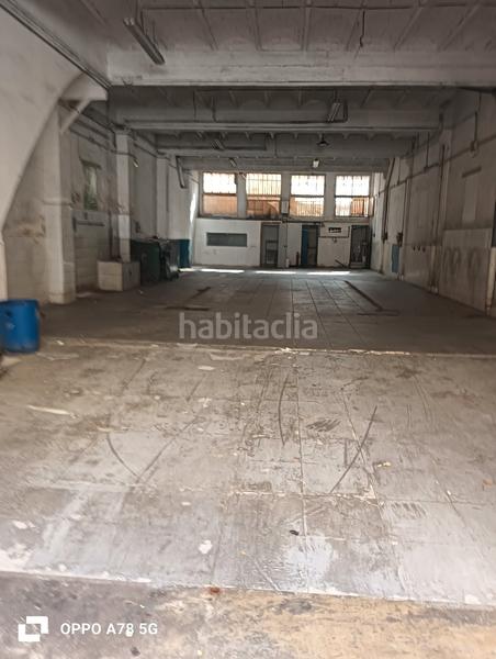 Foto 7b5606cf-84a6-42d7-9073-e14e28ab0366. Alquiler local comercial local con vado en Eixample Mataró