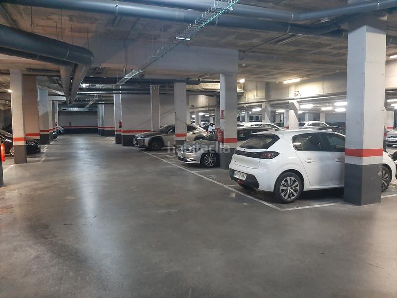 Foto 58283bc6-c08c-48b1-afb9-06df4f2ada0a. Flat with heating parking in Centre Mataró