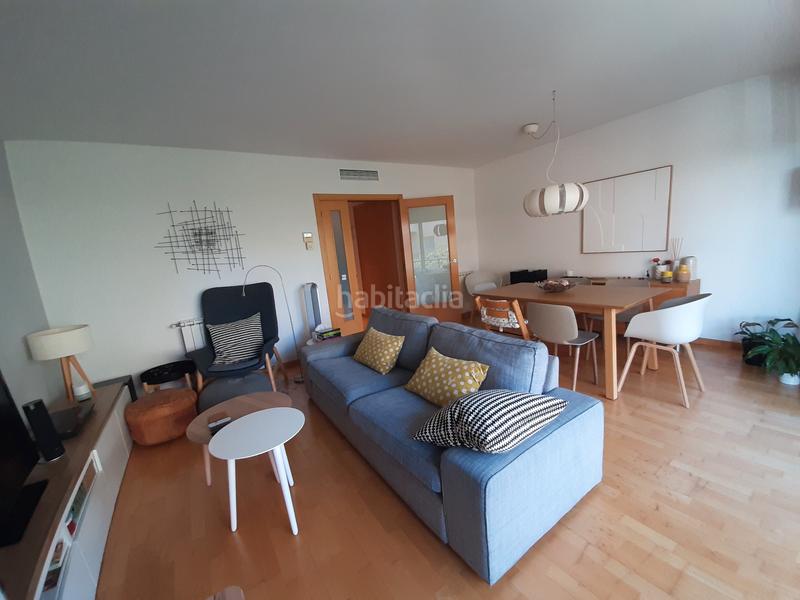 Foto f8d4f081-7668-431f-b7b1-c5f1e1442cd0. Flat with heating parking in Centre Mataró