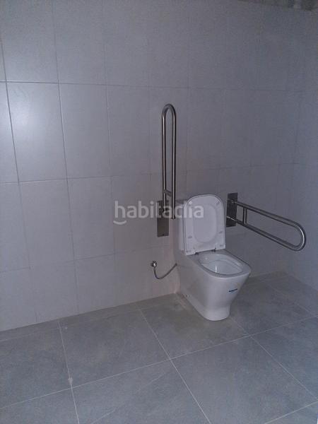 Foto c92643a7-d0b3-407b-a899-a2aa117e1b57. Lloguer local comercial a carrer navarro 10 a Havana Mataró