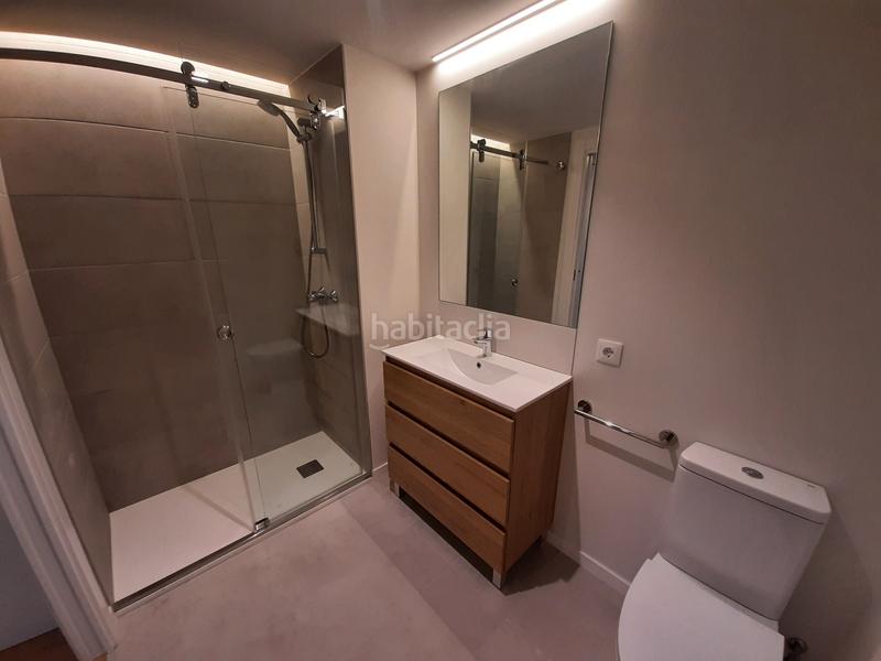 Foto 283d7a21-5c46-478f-aade-759143fc56dc. Alquiler piso en ronda barceló 88 piso alto con vistas en Mataró