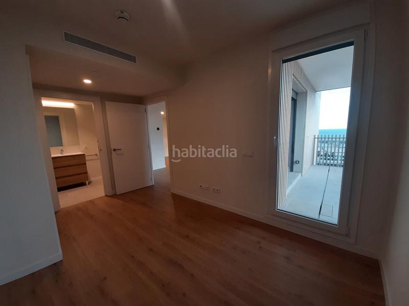 Foto 31a6771d-dc49-4fbf-a0c1-481524ef17cc. Alquiler piso en ronda barceló 88 piso alto con vistas en Mataró