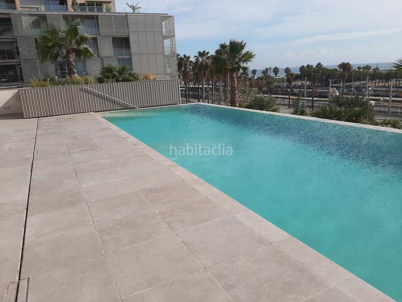 Foto 98cddfbb-8330-4896-9e1f-bd19e37778b2. Alquiler piso en ronda barceló 88 piso alto con vistas en Mataró
