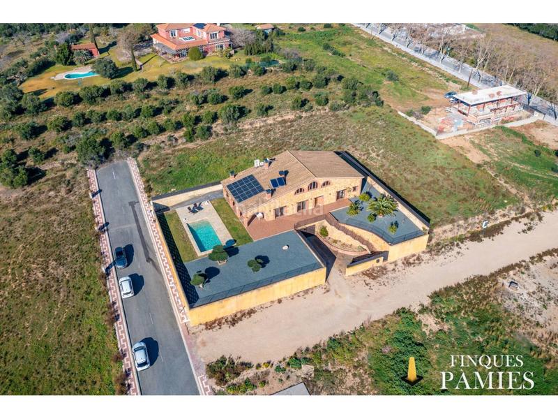 Foto a37d3c85-3012-43a0-bf4d-6941029e873e. Chalet dans reus 1 dans Vilanova d´Escornalbou