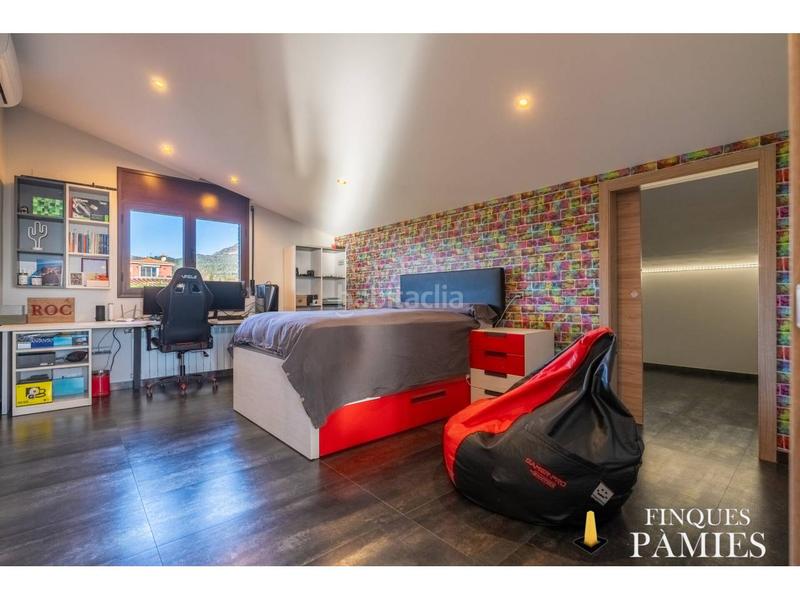 Foto bf9e3bf6-f7b1-4141-8bfa-4f21ba3a679b. Chalet dans reus 1 dans Vilanova d´Escornalbou