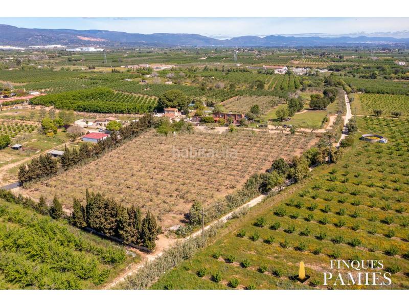 Foto e3cdd2d3-db8d-4300-8ef3-c194ed2451ca. Masia a travesser 1 a Selva del Camp (La)