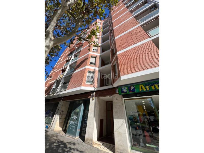 Foto 33ae6767-2f39-4ec2-8175-cdc55c28bcc5. Piso en antoni de villarroel 4 piso en venta en centre43204 en Reus