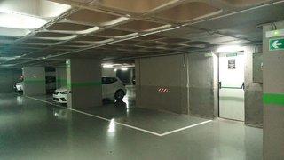 Parking voiture à Avinguda eusebi sempere 10