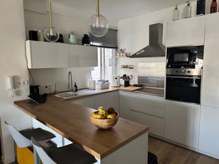 Flat in Calle calderón de la barca 4