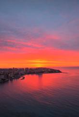 Appartement à Avenida de villajoyosa 103. Piso totalmente reformado con vistas al mar.