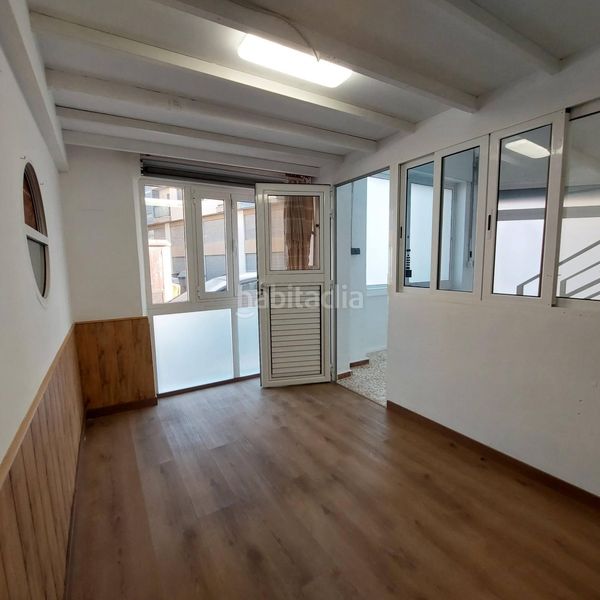 Foto a9143ba3-d25b-4f7d-bb4b-ad247b277d57. Local comercial en Campello Pueblo Campello (el)