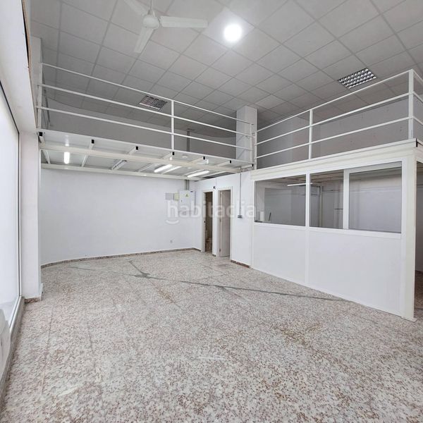 Foto acd059c7-5263-4e94-83c3-03d9dead7b87. Local comercial en Campello Pueblo Campello (el)