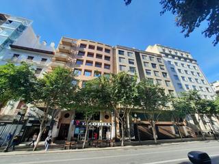 Rent Office space in Rambla de méndez núñez 21