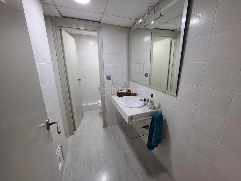 Foto 1ebc20f1-c3ee-4003-a994-5744aae6be33. Oficina en calle de los artilleros 6 en Barrio del Centro Alicante