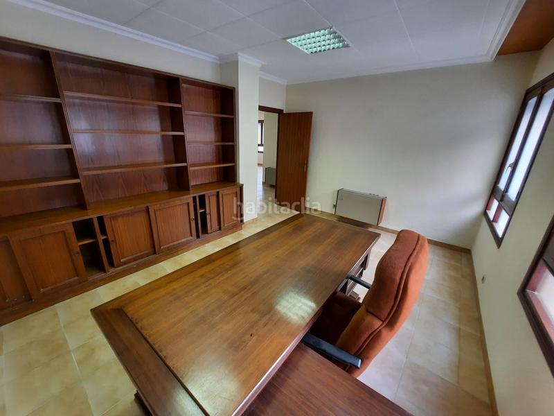 Foto 97ca4ab2-1a4c-47ab-8702-7df819ae61f7. Local comercial a avenida general marva 36 a Mercado Alicante