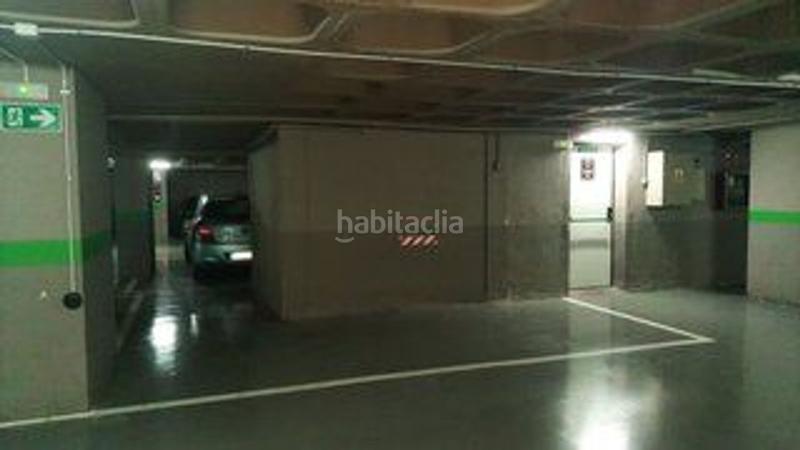 Foto 9763598a-1467-44f8-abd6-e39119732b45. Parking voiture dans avenida eusebi sempere 11 dans Alicante